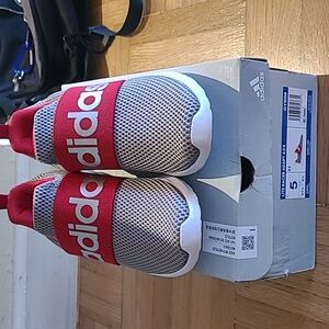 Boys NWT Adidas slip on sneakers lite racer adapt 5 red gray silver new in box
